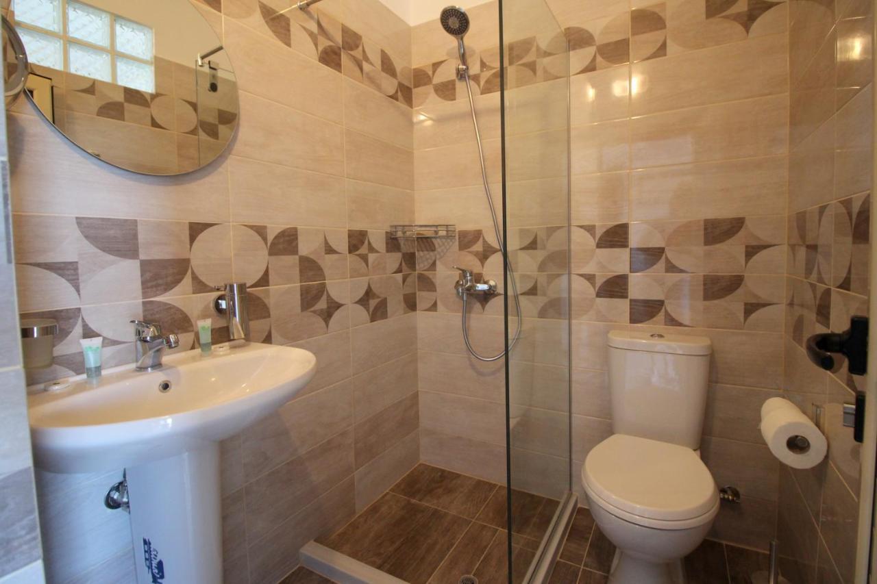 Jericho Rooms Sarande Bagian luar foto