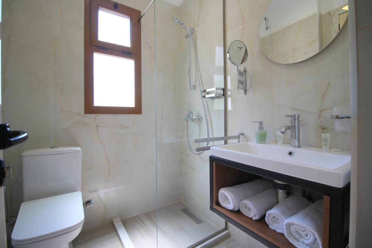 Jericho Rooms Sarande Bagian luar foto