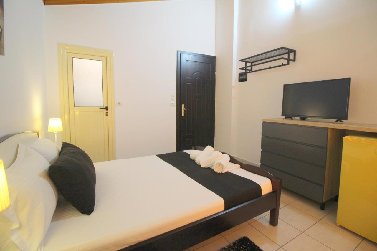 Jericho Rooms Sarande Bagian luar foto
