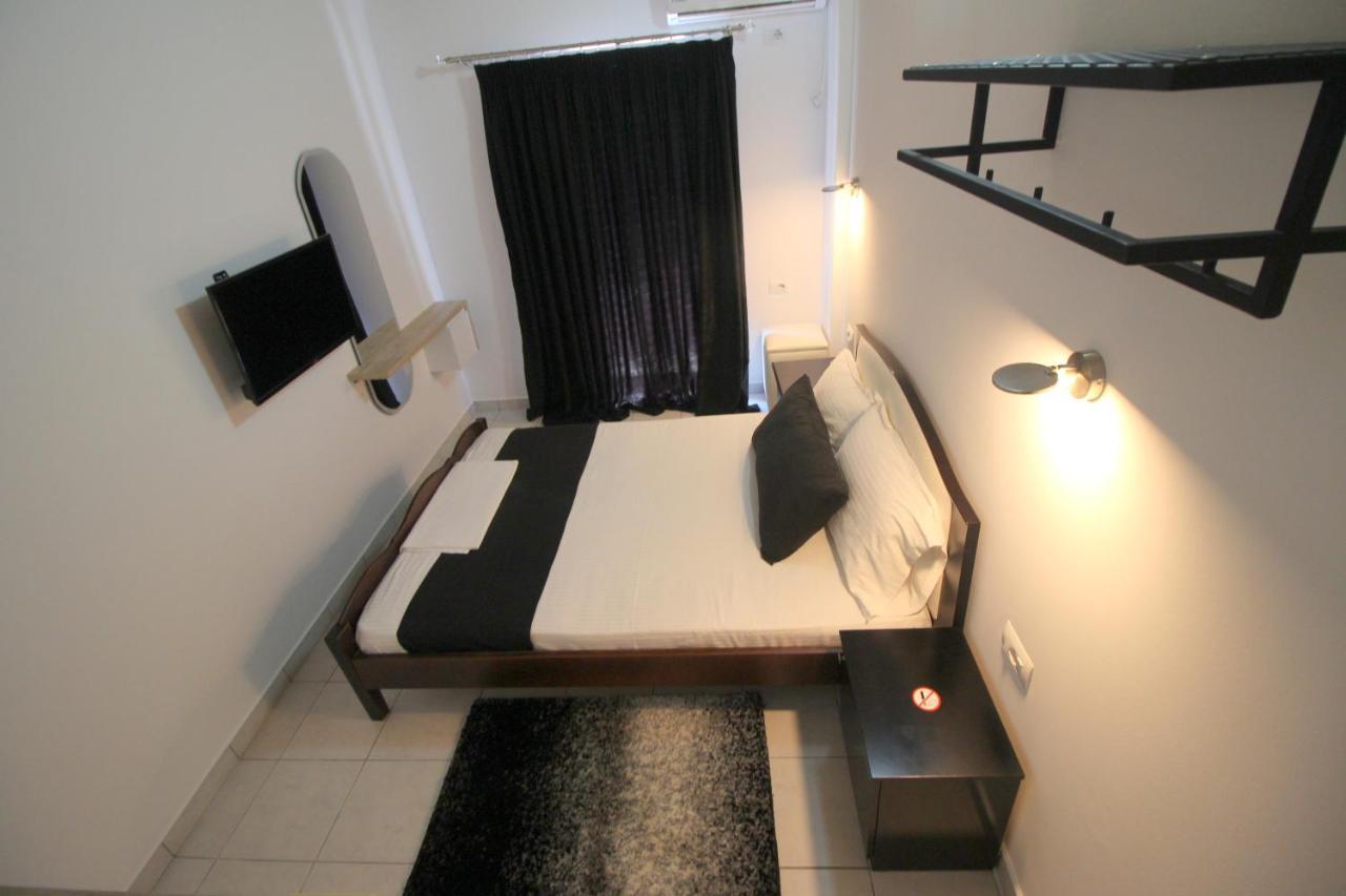 Jericho Rooms Sarande Bagian luar foto