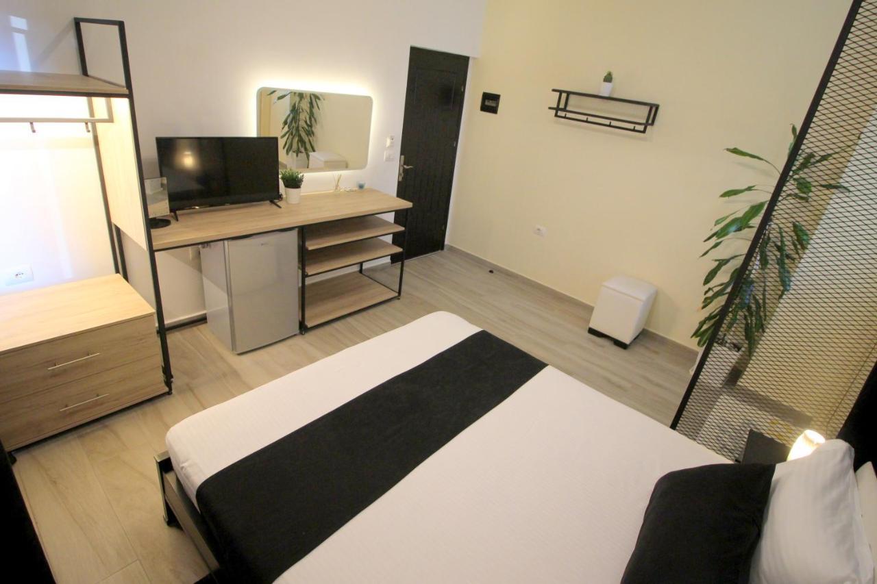 Jericho Rooms Sarande Bagian luar foto